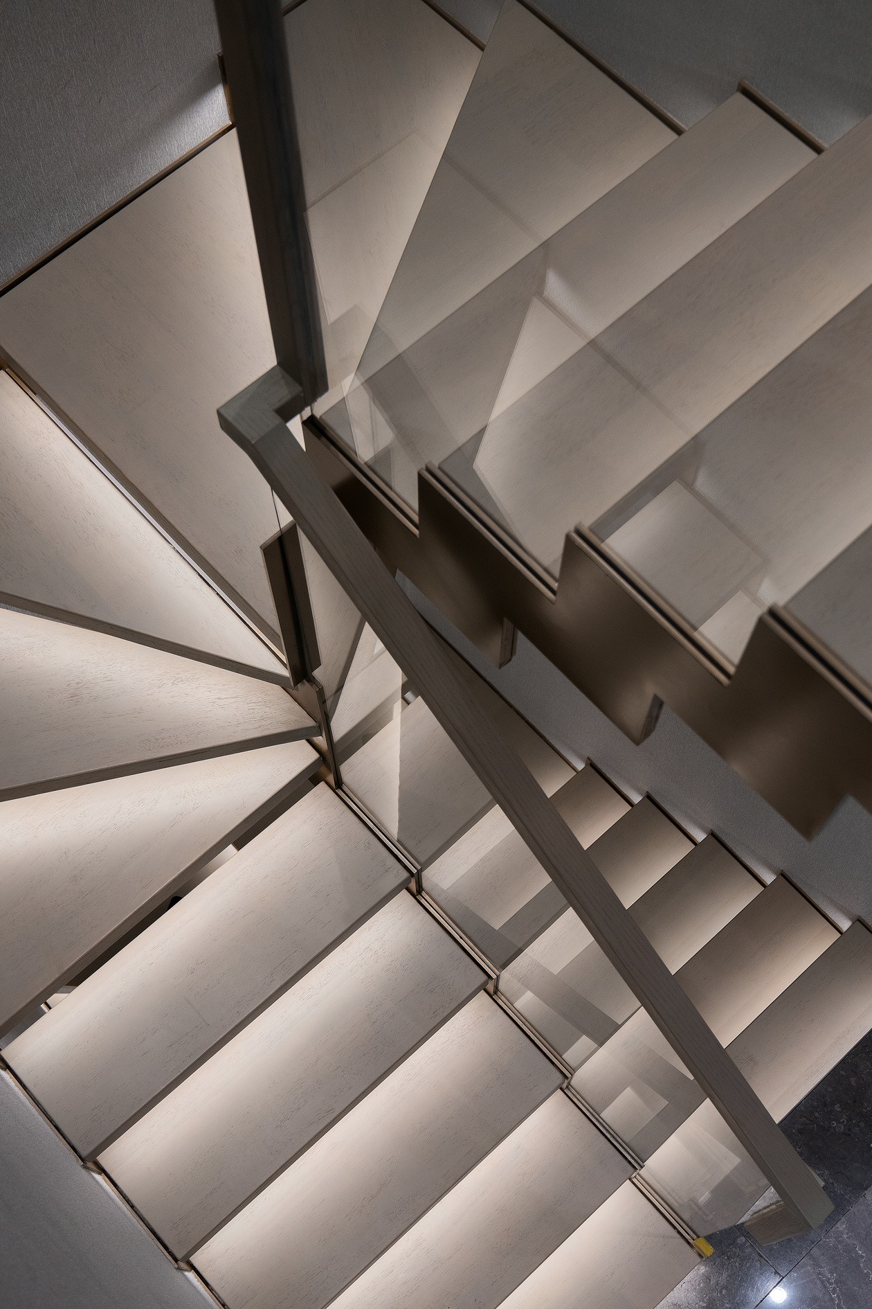 252㎡現代極簡輕奢別墅,新風格調(圖24) 25.jpg